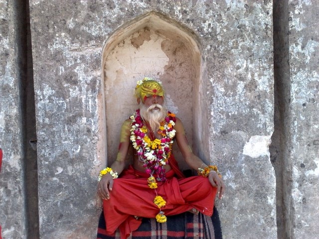 קדוש הינדי -אופק עולמי,צילום דוד נתנאל -Indian sanct -Ofek-Olami