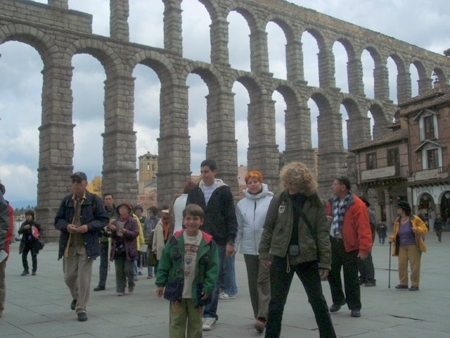 אמת המים העתיקה של סגוביה,ספרד -אופק עולמי,צילום דוד נתנאל-Acueducto de Segovia,Spain -Ofek olami,David Nethanel