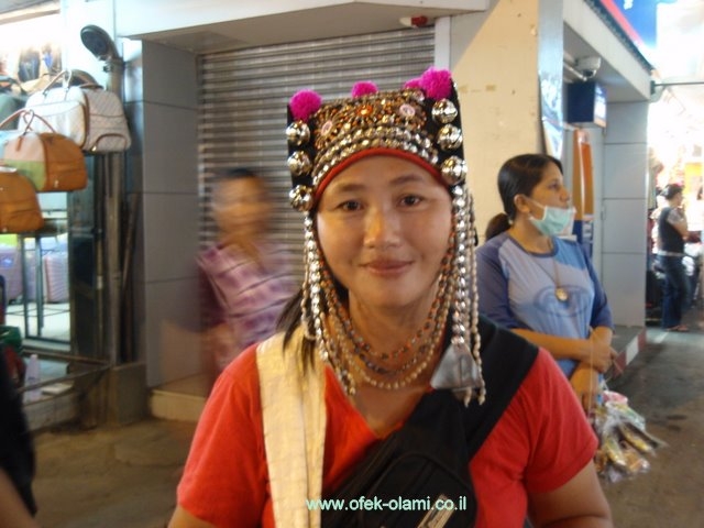 נערה משבט האקה בתתאילנד-אופק עולמי,צילום דוד נתנאל -An Akah girl Thailand -Ofek-Olami