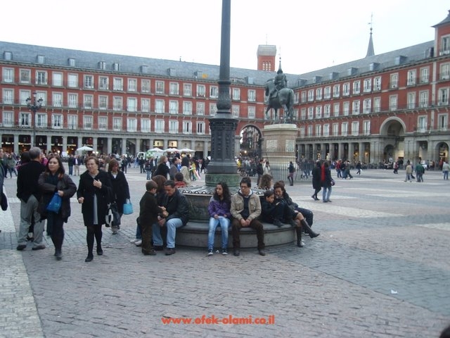 פלאסה מאיור,מדריד -אופק עולמי,צילום דוד נתנאל - Plaza Mayor,Madrid -Ofek olami,David Nethanel